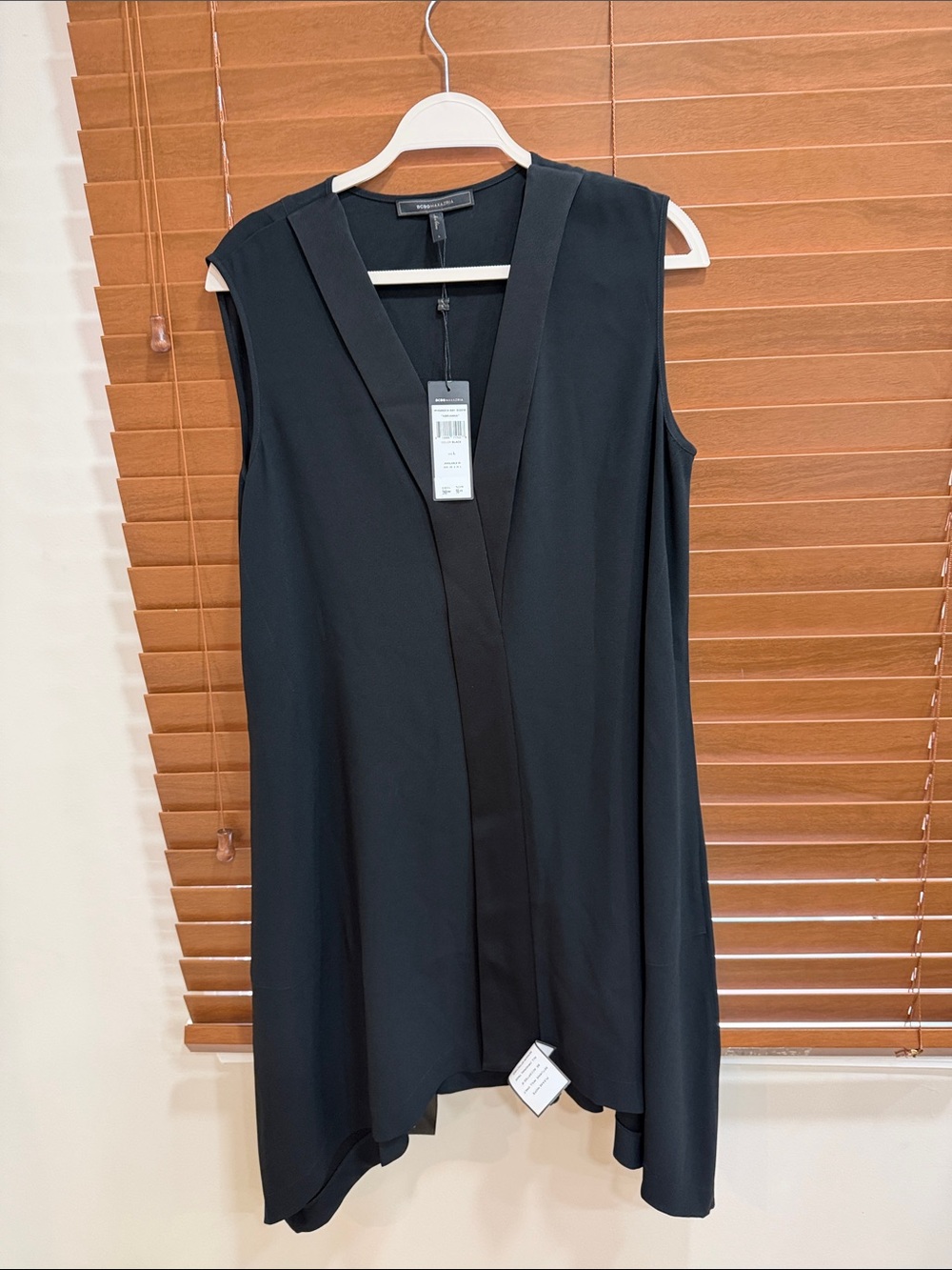 Black elegant dress BCBG
